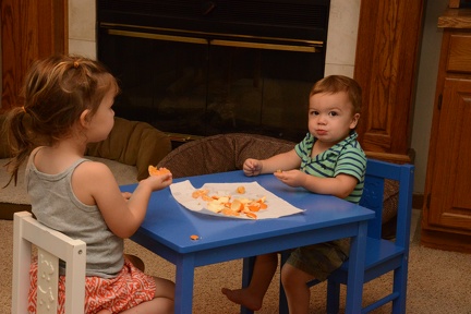 Greta and JB sharing an orange1